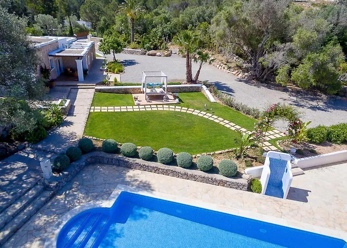 Villa Xumeu Den March *