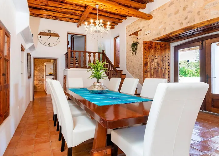 Villa Xumeu Den March *